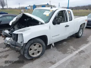 2012 Chevrolet Silverado 1500 LT with VIN 1GCRKSE79CZ296199, listed as a IAAI auction lot 41164180 with Not Provided miles. Bid and sale history available at carsss.com. Image 2.
