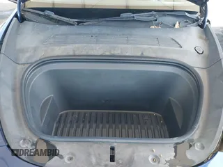 2021 Tesla Model Y Long Range z VIN 5YJYGDEE1MF296454, wystawiony jako IAAI lot #42233096 z przebiegiem 48 125 mil mil oraz . Historia ofert i sprzedaży dostępna na DreamBid. Obrazek 10.