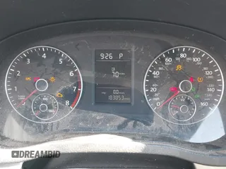 2014 Volkswagen Passat Wolfsburg Edition z VIN 1VWAS7A39EC068493, wystawiony jako IAAI lot #42225256 z przebiegiem 183 853 mil mil oraz . Historia ofert i sprzedaży dostępna na DreamBid. Obrazek 7.