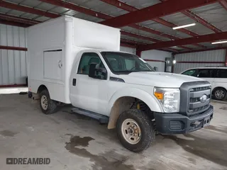 2015 Ford Super Duty F-250 SRW XL with VIN 1FDBF2B63FED21624, listed as a IAAI auction lot 41791384 with 465,396 mi miles. Bid and sale history available at carsss.com. Image 1.