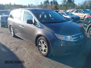 2013 Honda Odyssey EX-L with VIN 5FNRL5H64DB034860, listed as a IAAI auction lot 42013204 with 104,314 mi miles and . Bid and sale history available at carsss.com. Image 1.