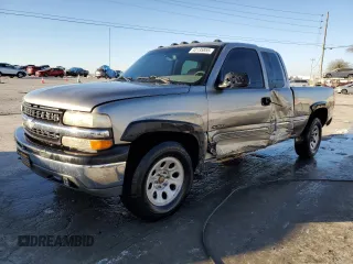 2000 Chevrolet Silverado 1500 LS with VIN 2GCEK19TXY1379480, listed as a Copart auction lot 43135855 with 0 mi miles and Salvage Title. Bid and sale history available at carsss.com. Image 1.