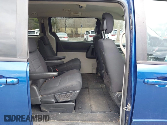 2010 Dodge Grand Caravan SE with VIN 2D4RN4DE8AR326547, listed as a IAAI auction lot 41738582 with 291,887 mi miles and . Bid and sale history available at DreamBid. Image 8.