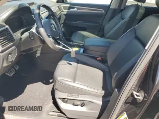 2019 Volkswagen Atlas SEL R-Line with VIN 1V2RR2CA2KC564925, listed as a Copart auction lot 56022725 with 111,822 mi miles and Salvage title. Bid and sale history available at DreamBid. Image 7.