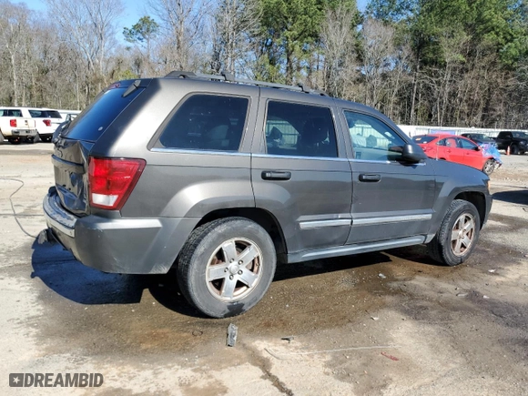 2006 Jeep Grand Cherokee Limited with VIN 1J4HS58206C230073, listed as a Copart auction lot 48040385 with 203,547 mi miles and Salvage Title. Bid and sale history available at carsss.com. Image 3.