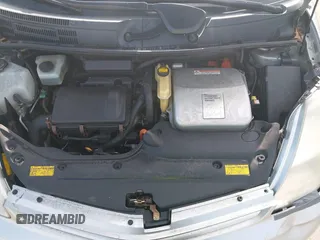 2004 Toyota Prius with VIN JTDKB20U940020058, listed as a IAAI auction lot 42142257 with 141,705 mi miles. Bid and sale history available at carsss.com. Image 10.
