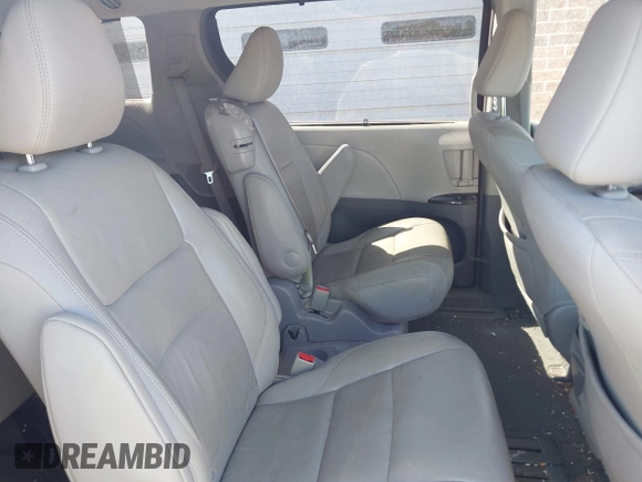2015 Toyota Sienna XLE with VIN 5TDYK3DC3FS666438, listed as a IAAI auction lot 42117980 with 121,084 mi miles and . Bid and sale history available at DreamBid. Image 8.