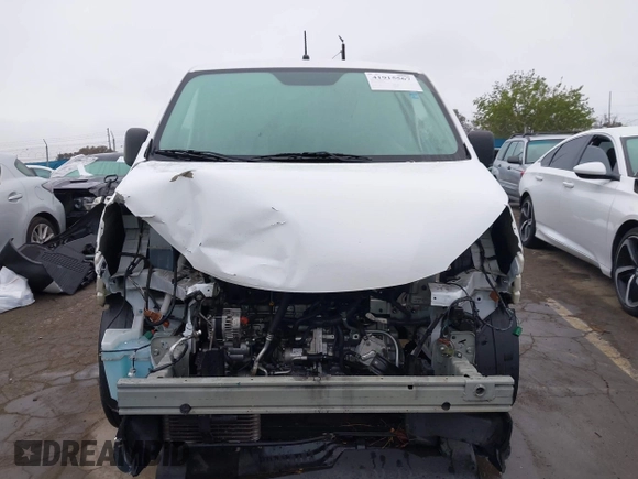 2019 Nissan NV200 SV z VIN 3N6CM0KN6KK698178, wystawiony jako IAAI lot #41915567 z przebiegiem 61 330 mil mil oraz . Historia ofert i sprzedaży dostępna na DreamBid. Obrazek 13.