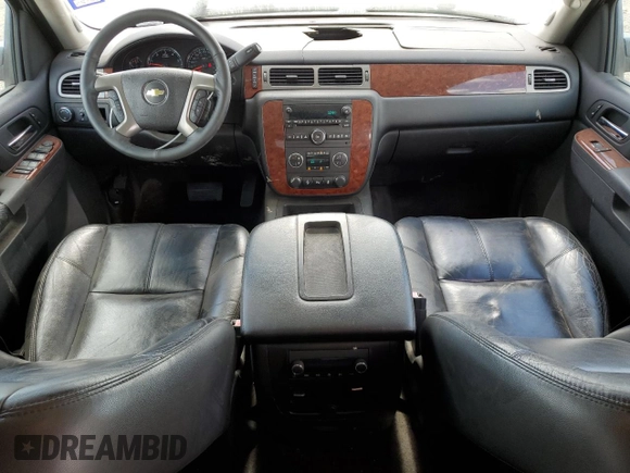 2013 Chevrolet Avalanche LT with VIN 3GNMCFE00DG149926, listed as a Copart auction lot 77456344 with 136,504 mi miles and Salvage Title. Bid and sale history available at DreamBid. Image 8.
