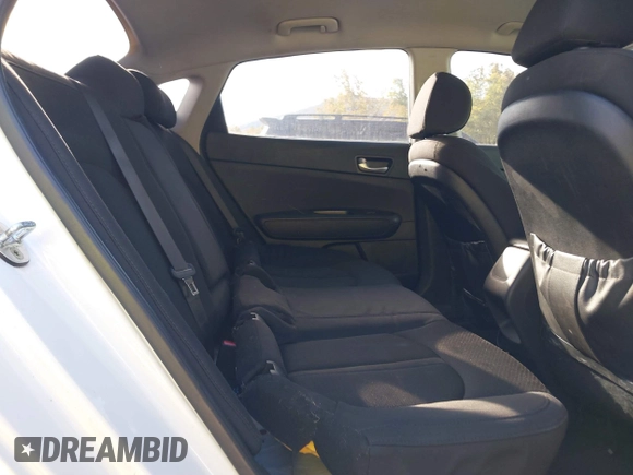 2016 Kia Optima LX with VIN 5XXGT4L31GG114472, listed as a IAAI auction lot 40584787 with 94,087 mi miles. Bid and sale history available at carsss.com. Image 8.