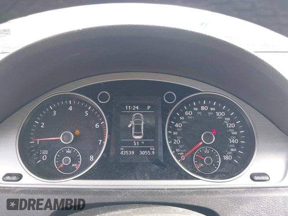 2016 Volkswagen CC Sport with VIN WVWBP7AN2GE500522, listed as a IAAI auction lot 41518541 with 43,539 mi miles. Bid and sale history available at carsss.com. Image 7.