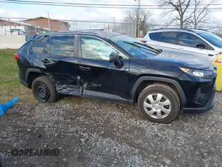2021 Toyota RAV4 LE with VIN 2T3F1RFV6MC170364, listed as a IAAI auction lot 40770768 with 84,128 mi miles. Bid and sale history available at carsss.com. Image 14.