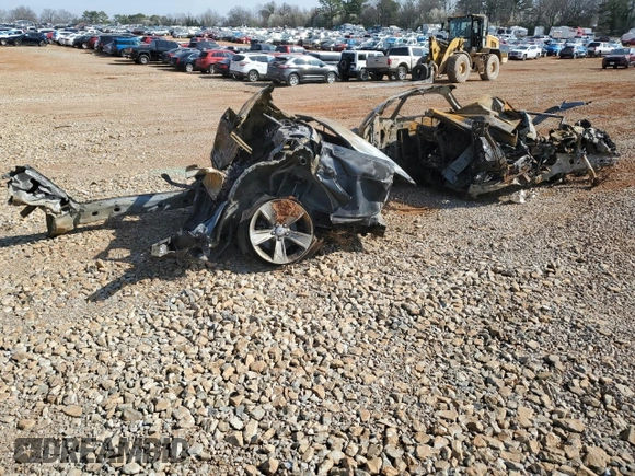 2019 Dodge Challenger SXT z VIN 2C3CDZAG5KH669403, wystawiony jako Copart lot #48881575 z przebiegiem Nie podano mil oraz Nie do naprawy • Non repairable. Historia ofert i sprzedaży dostępna na DreamBid. Obrazek 3.