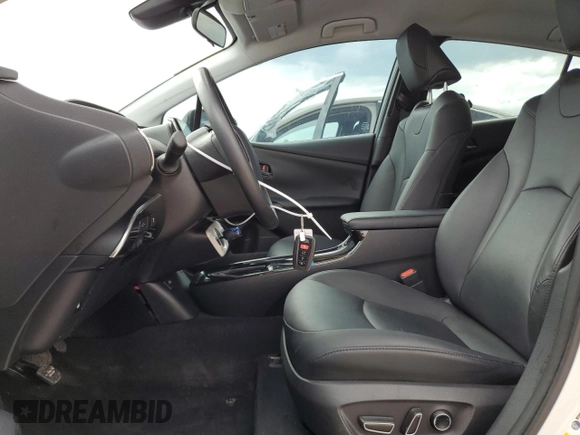 2018 Toyota Prius Plus with VIN JTDKARFP3J3076830, listed as a Copart auction lot 56901705 with 63,809 mi miles and Clean Title. Bid and sale history available at DreamBid. Image 7.