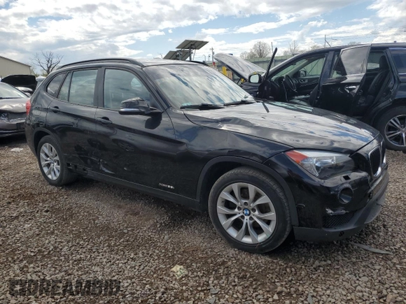 2013 BMW X1 xDrive28i z VIN WBAVL1C58DVR82070, wystawiony jako Copart lot #55740795 z przebiegiem 136 394 mil mil oraz Nie do naprawy • Non repairable. Historia ofert i sprzedaży dostępna na DreamBid. Obrazek 4.