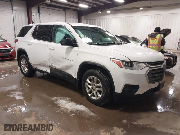 2018 Chevrolet Traverse LS with VIN 1GNEVFKW8JJ193464, listed as a IAAI auction lot 41448963 with 90,910 mi miles. Bid and sale history available at carsss.com. Image 1.