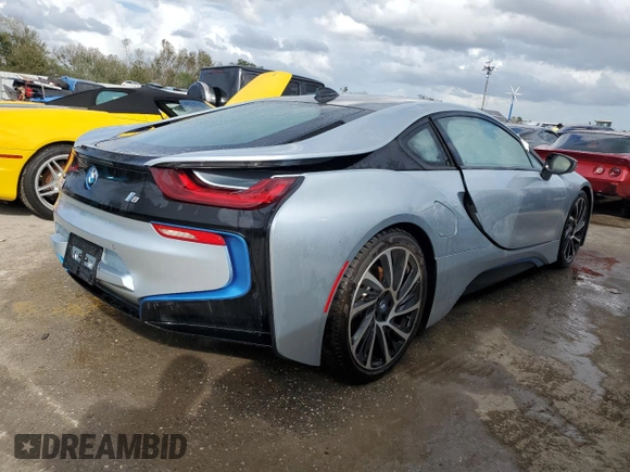 2015 BMW i8 z VIN WBY2Z2C58FVX64920, wystawiony jako Copart lot #74749874 z przebiegiem 29 577 mil mil oraz Szkoda całkowita • Salvage title. Historia ofert i sprzedaży dostępna na DreamBid. Obrazek 3.