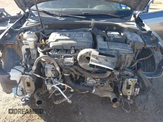 2017 Volkswagen Passat S z VIN 1VWAT7A39HC071640, wystawiony jako IAAI lot #41686081 z przebiegiem 136 638 mil mil oraz . Historia ofert i sprzedaży dostępna na DreamBid. Obrazek 10.