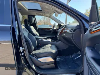 2014 Mercedes-Benz GL-Class GL 550 with VIN 4JGDF7DE1EA318611, listed as a Copart auction lot 54084385 with 184,784 mi miles and Clean Title. Bid and sale history available at carsss.com. Image 5.