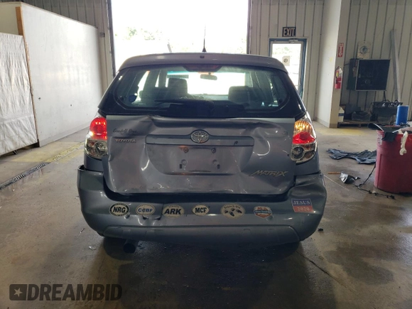 2007 Toyota Matrix STD z VIN 2T1KR32E87C675314, wystawiony jako Copart lot #56885455 z przebiegiem 229 781 mil mil oraz Szkoda całkowita • Salvage title. Historia ofert i sprzedaży dostępna na DreamBid. Obrazek 6.