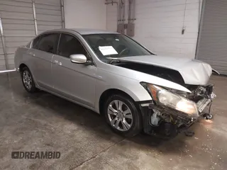 2012 Honda Accord SE z VIN 1HGCP2F63CA096366, wystawiony jako IAAI lot #41325753 z przebiegiem 146 559 mil mil oraz . Historia ofert i sprzedaży dostępna na DreamBid. Obrazek 1.