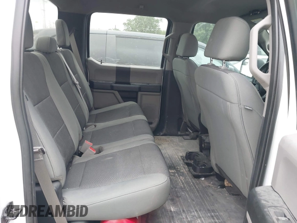 2018 Ford F-150 XL with VIN 1FTEW1E53JKE40749, listed as a IAAI auction lot 41993263 with 123,297 mi miles. Bid and sale history available at carsss.com. Image 8.