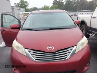 2011 Toyota Sienna XLE AAS с VIN 5TDYK3DCXBS001286, выставлен на аукционе IAAI как лот 42363820 с пробегом 80 138 миль миль и . История ставок и продаж доступна на DreamBid. Изображение 12.