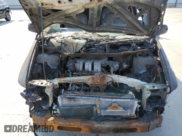 1999 Chrysler Town & Country LXi with VIN 1C4GP64L0XB536320, listed as a Copart auction lot 74194134 with Not Provided miles and Salvage Title. Bid and sale history available at carsss.com. Image 12.