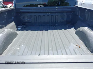 2018 Ford F-150 XL с VIN 1FTEX1CP8JFD33741, выставлен на аукционе IAAI как лот 42597030 с пробегом 74 302 миль миль и . История ставок и продаж доступна на DreamBid. Изображение 17.