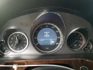 2010 Mercedes-Benz E-Class E 350 Luxury with VIN WDDHF8HB4AA104093, listed as a Copart auction lot 50885135 with 70,628 mi miles and Salvage Title. Bid and sale history available at carsss.com. Image 9.