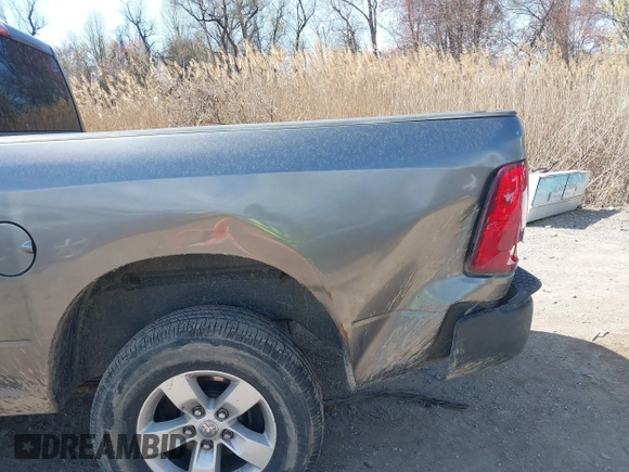 2012 Ram 1500 ST с VIN 1C6RD7FT9CS155605, выставлен на аукционе IAAI как лот 41911524 с пробегом Не указан миль и . История ставок и продаж доступна на DreamBid. Изображение 12.