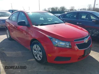 2014 Chevrolet Cruze LS with VIN 1G1PA5SH5E7170874, listed as a IAAI auction lot 41962925 with 178,677 mi miles and . Bid and sale history available at carsss.com. Image 1.