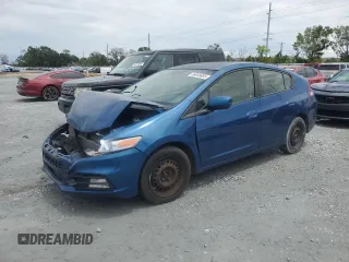 2013 Honda Insight z VIN JHMZE2H32DS000853, wystawiony jako Copart lot #56845685 z przebiegiem 117 807 mil mil oraz Czysty tytuł • Clean title. Historia ofert i sprzedaży dostępna na DreamBid. Obrazek 1.