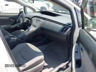 2012 Toyota Prius One z VIN JTDKN3DU3C5386610, wystawiony jako IAAI lot #42386857 z przebiegiem 171 968 mil mil oraz . Historia ofert i sprzedaży dostępna na DreamBid. Obrazek 5.