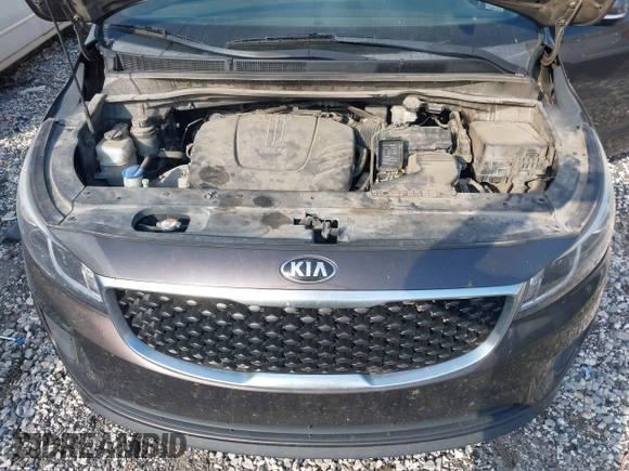 2017 Kia Sedona LX with VIN KNDMB5C11H6230541, listed as a IAAI auction lot 42034761 with 171,495 mi miles. Bid and sale history available at carsss.com. Image 10.