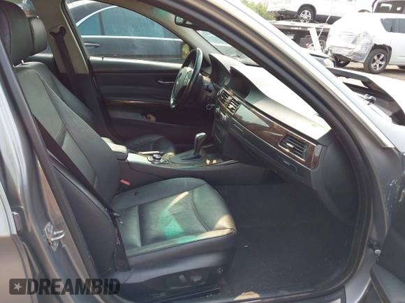 2009 BMW 3 Series 335i xDrive with VIN WBAPL33599A406944, listed as a IAAI auction lot 42426277 with 196,297 mi miles and . Bid and sale history available at DreamBid. Image 5.