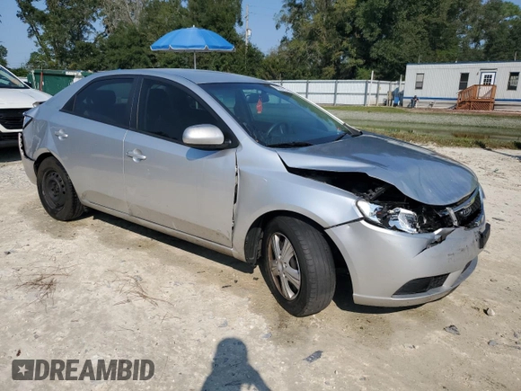 2013 Kia Forte LX with VIN KNAFT4A25D5662199, listed as a Copart auction lot 76251194 with 194,920 mi miles and Non Repairable. Bid and sale history available at carsss.com. Image 4.