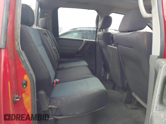 2005 Nissan Titan SE with VIN 1N6AA07B25N553619, listed as a IAAI auction lot 41560930 with 169,561 mi miles. Bid and sale history available at carsss.com. Image 8.