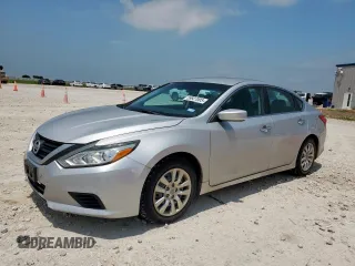 2016 Nissan Altima S z VIN 1N4AL3AP0GN368237, wystawiony jako Copart lot #59927005 z przebiegiem 122 382 mil mil oraz Czysty tytuł • Clean title. Historia ofert i sprzedaży dostępna na DreamBid. Obrazek 1.