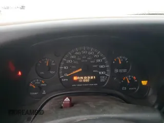 2002 Chevrolet Express with VIN 1GBFG15R221233379, listed as a Copart auction lot 80427284 with 131,000 mi miles and Salvage Title. Bid and sale history available at carsss.com. Image 9.