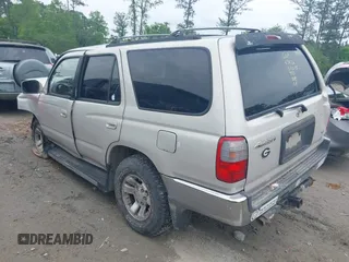 2000 Toyota 4Runner SR5 с VIN JT3GN86R1Y0139431, выставлен на аукционе IAAI как лот 42103546 с пробегом 376 600 миль миль и . История ставок и продаж доступна на DreamBid. Изображение 3.