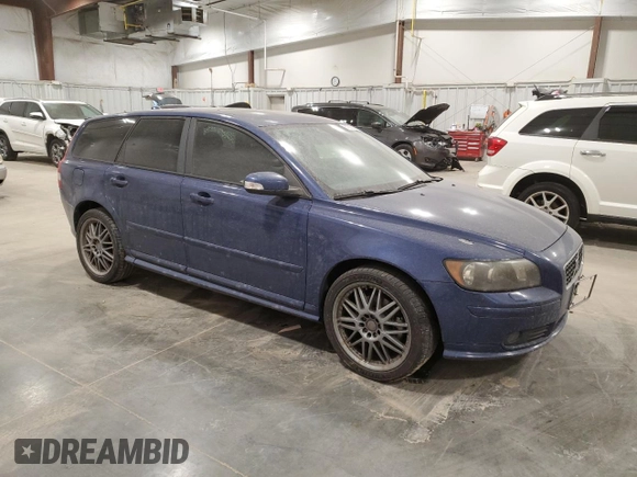 2007 Volvo V50 2.5L Turbo with VIN YV1MJ682972297138, listed as a Copart auction lot 81297444 with 195,561 mi miles and Clean Title. Bid and sale history available at carsss.com. Image 4.