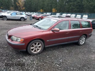 2002 Volvo V70 with VIN YV1SW58D022237035, listed as a Copart auction lot 80533054 with 235,088 mi miles and Clean Title. Bid and sale history available at carsss.com. Image 1.
