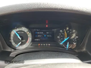 2017 Ford Expedition XLT z VIN 1FMJU1JT7HEA68720, wystawiony jako Copart lot #53541625 z przebiegiem 121 957 mil mil oraz Szkody całkowita. Historia ofert i sprzedaży dostępna na DreamBid. Obrazek 9.