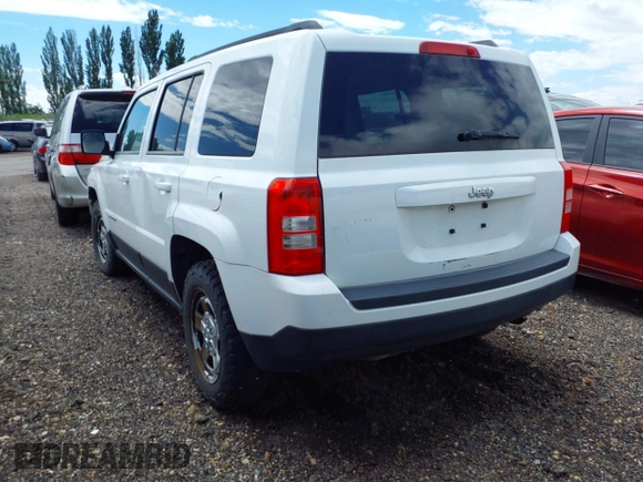 2013 Jeep Patriot Sport with VIN 1C4NJPBA9DD260848, listed as a IAAI auction lot 41620743 with 67,414 mi miles. Bid and sale history available at carsss.com. Image 3.
