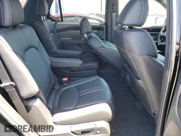 2025 Honda Pilot TrailSport with VIN 5FNYG1H62SB101798, listed as a Copart auction lot 55340585 with 1,065 mi miles and Salvage title. Bid and sale history available at DreamBid. Image 10.