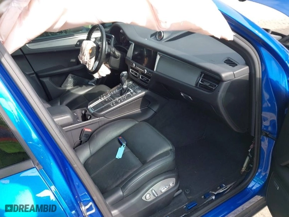 2019 Porsche Macan with VIN WP1AA2A59KLB06602, listed as a IAAI auction lot 41511961 with NaN miles. Bid and sale history available at carsss.com. Image 5.