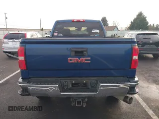 2015 GMC Sierra 2500HD SLT z VIN 1GT12ZE84FF574009, wystawiony jako IAAI lot #41048785 z przebiegiem 167 845 mil mil oraz . Historia ofert i sprzedaży dostępna na DreamBid. Obrazek 17.