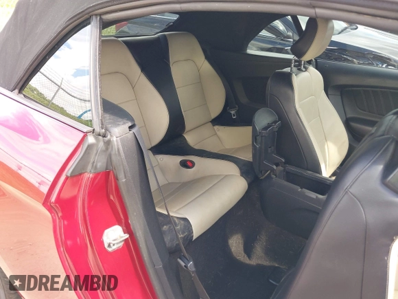 2015 Ford Mustang GT Premium with VIN 1FATP8FF9F5391718, listed as a IAAI auction lot 42499384 with 83,382 mi miles and . Bid and sale history available at DreamBid. Image 8.