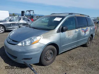 2007 Toyota Sienna CE with VIN 5TDZK23C07S061827, listed as a IAAI auction lot 41978287 with 131,040 mi miles. Bid and sale history available at carsss.com. Image 2.